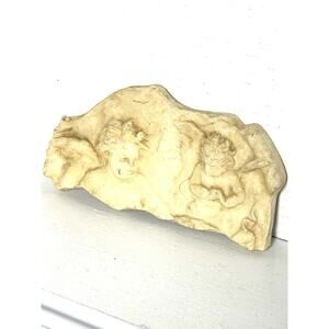 VINTAGE HEN-FEATHERS ANGELS CHERUB FLOWERS WALL HANG PLAQUE